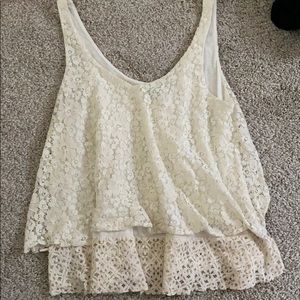 AMERICAN EAGLE NWOT cream layered tank